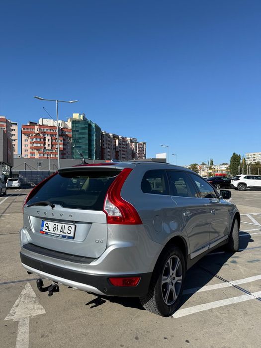Volvo XC 60 D4 automată