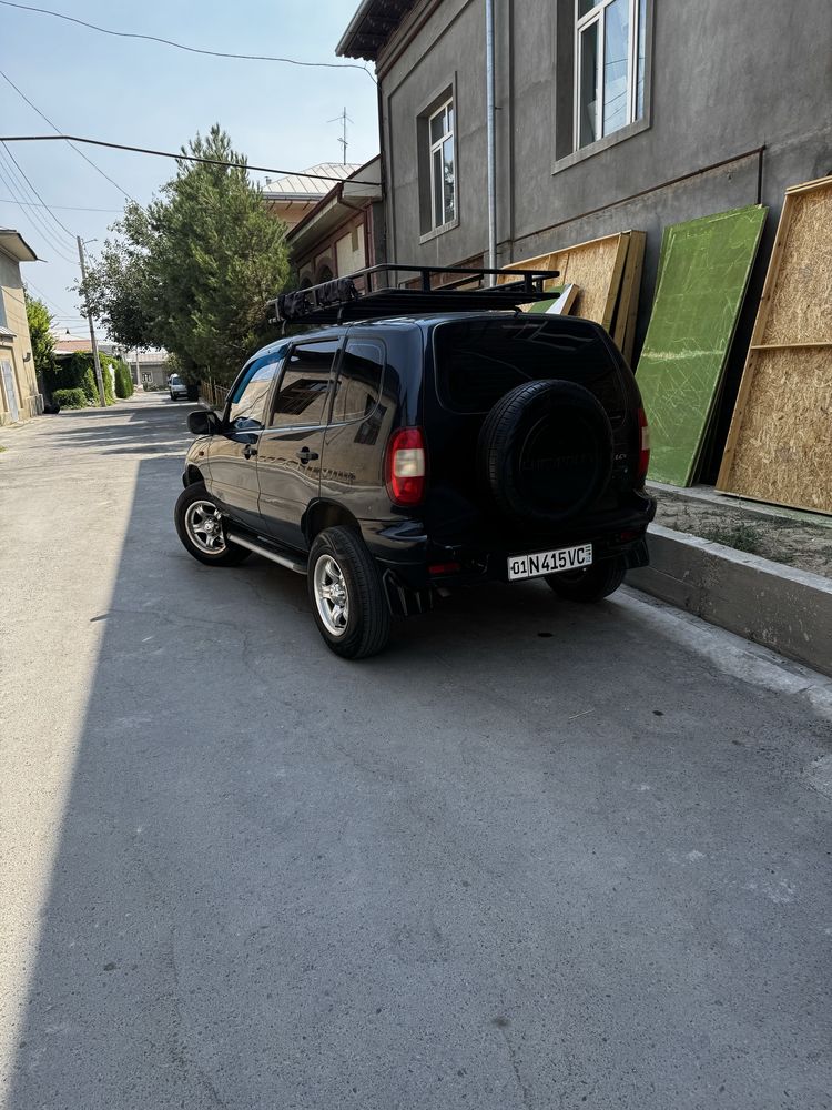 Niva Chevrolet  сотилади