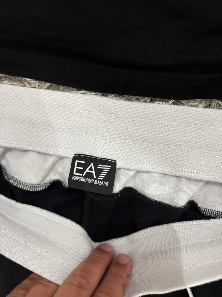 Emporio Armani летен екип