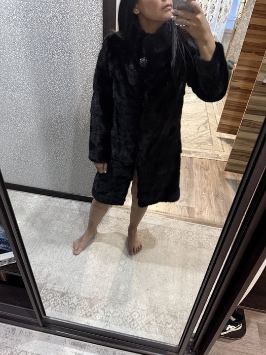 Продам шубу в отличном состояний