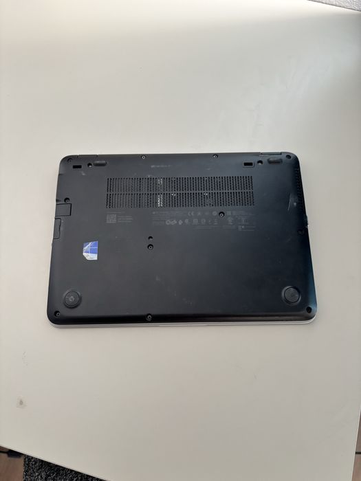 Laptop HP 12,5 inch•ideal diagnoza auto/service•i5-6th gen•bateria 5h