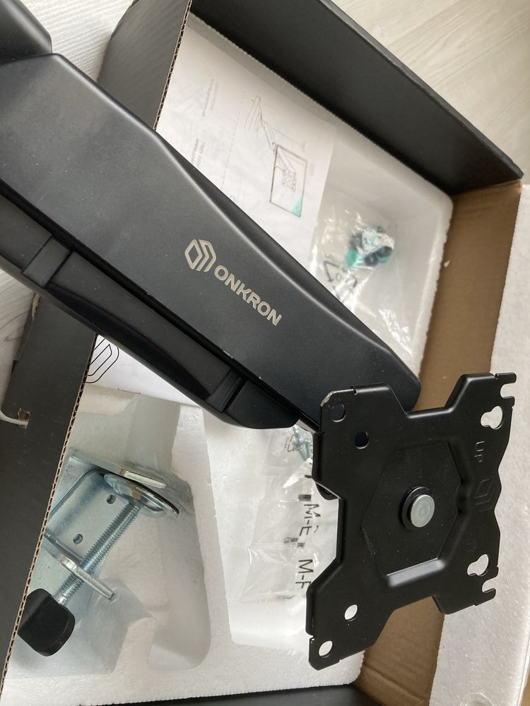 Кронштейн для монитора Onkron G80