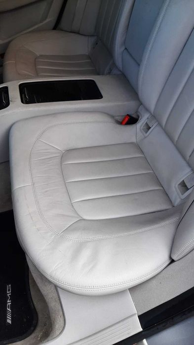 Dezmembrez mercedes cls w218 250 om 651/far full led/capota/bara cls/