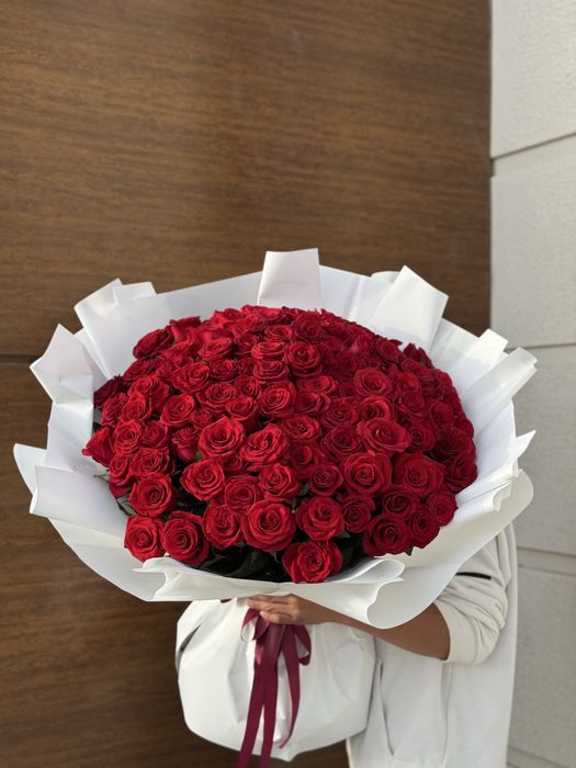 Цветы розы по низкой цене