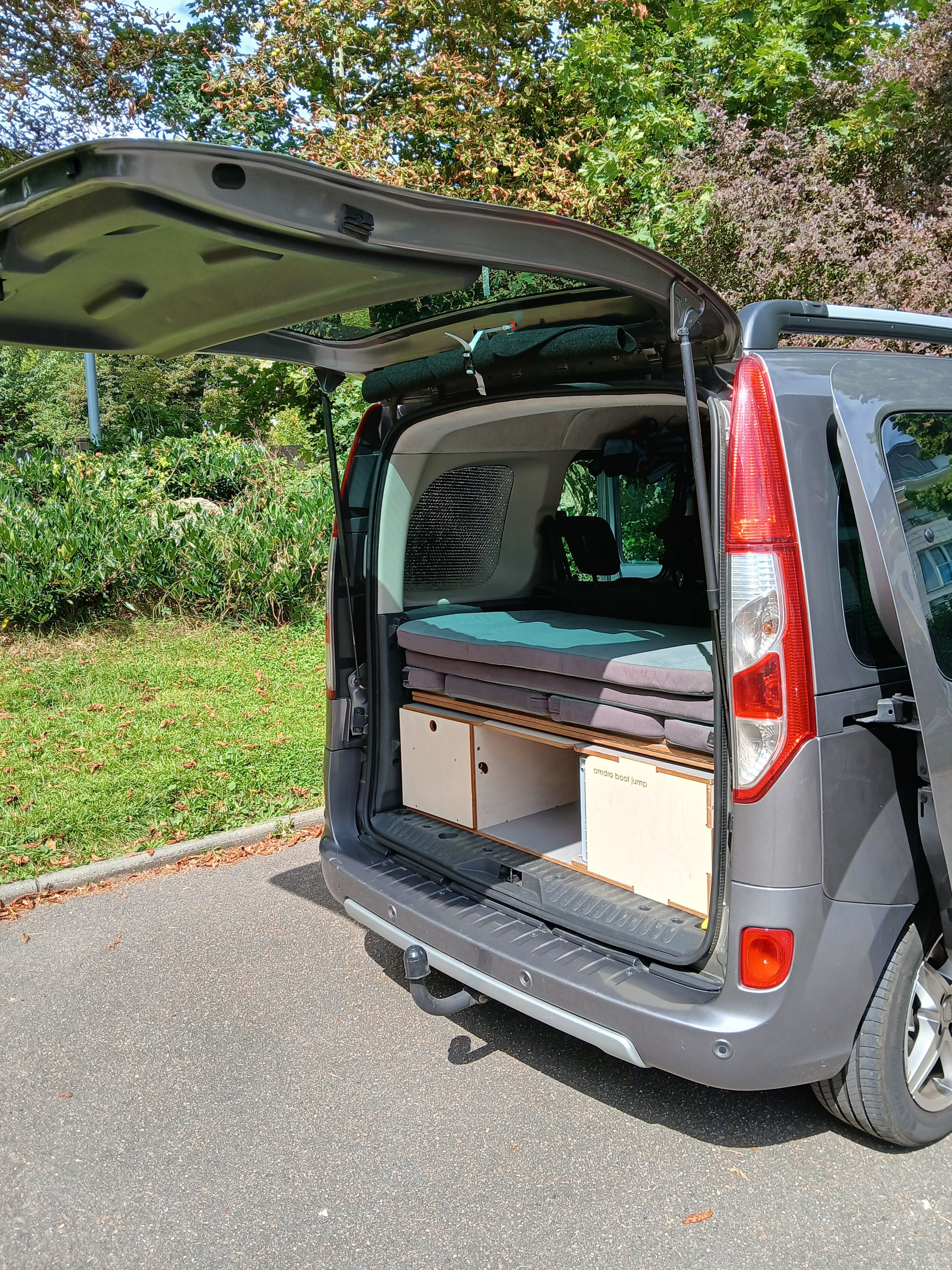 Кемпър модул за Renault Kangoo