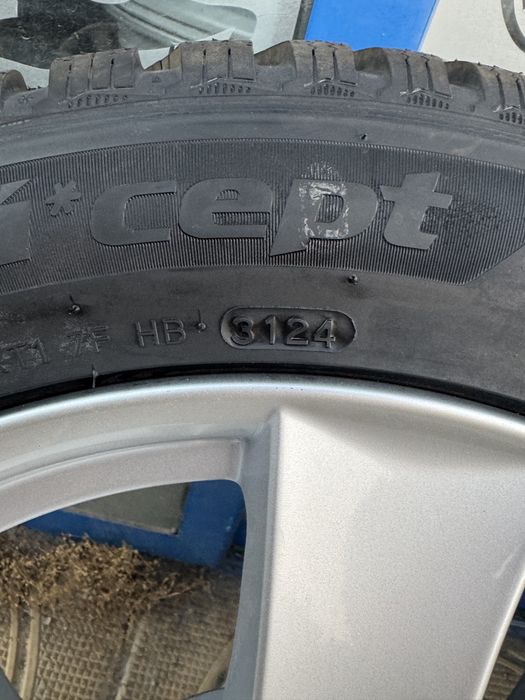 Джанти DEZENT 17” 5x112 ET45 7J – чисто нови + зимни гуми
