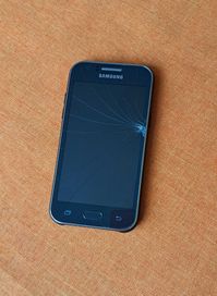 Samsung J1- черен