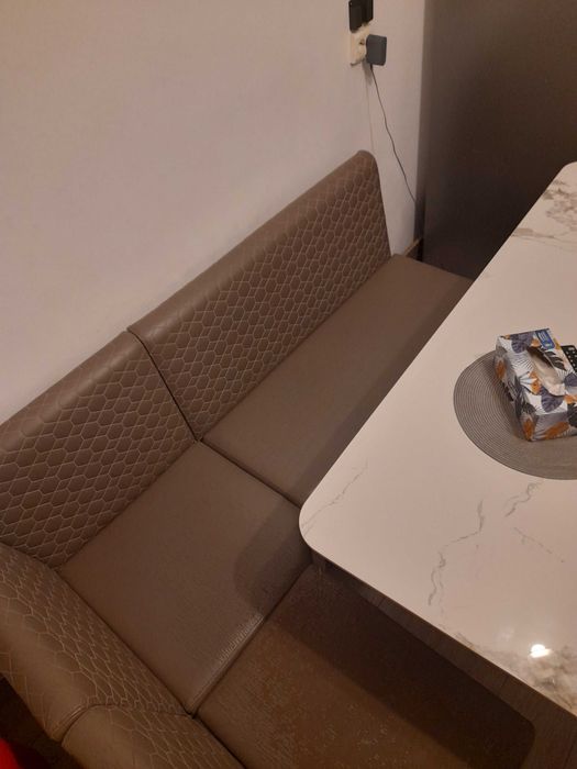 Coltar bucătărie +masa