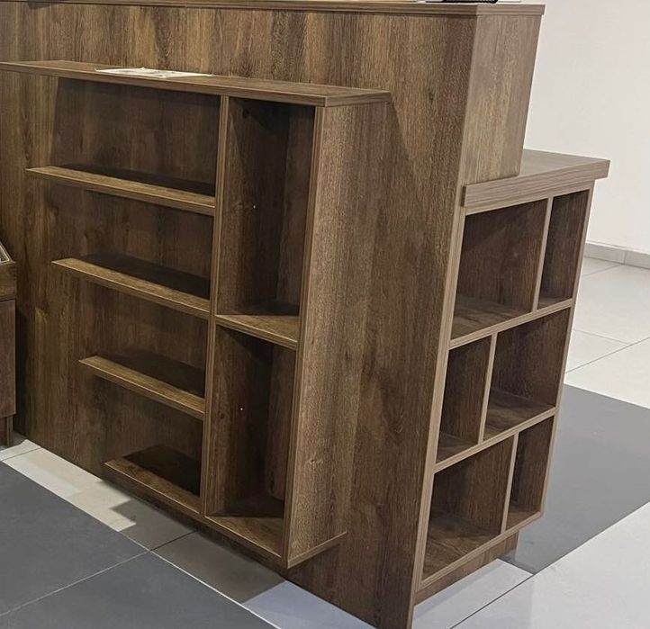 Стелажи, оборудване