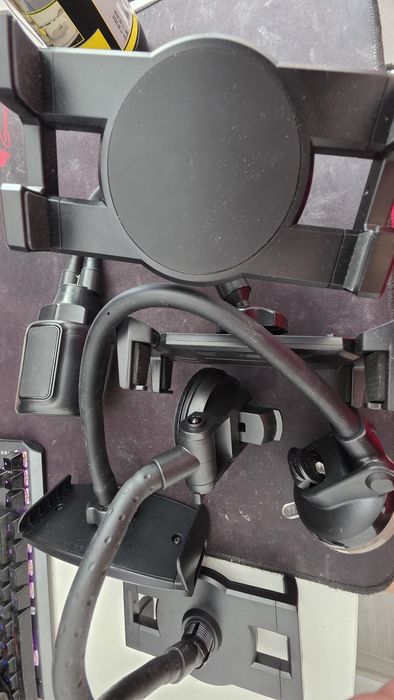 Стойки за телефон за кола