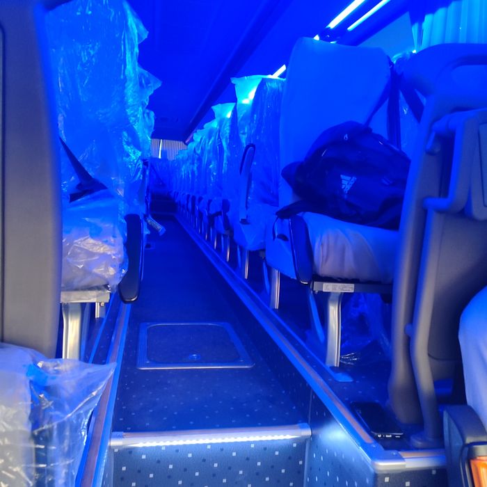 Автобус хизмати аэропорт вогзалдан кутиб олиш кузатиш саёхат