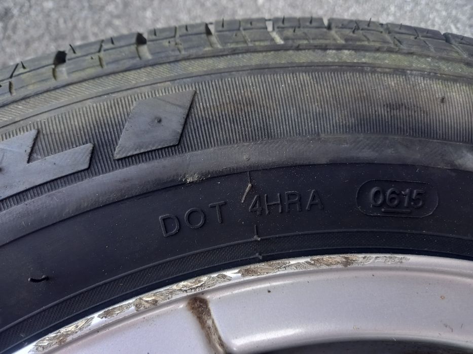 4 броя гуми с джанти може и поотделно