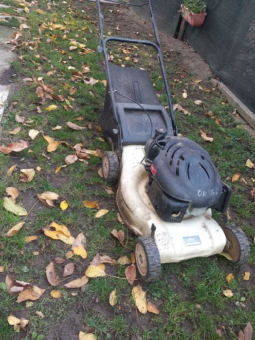 Бензинова косачка MTD 46