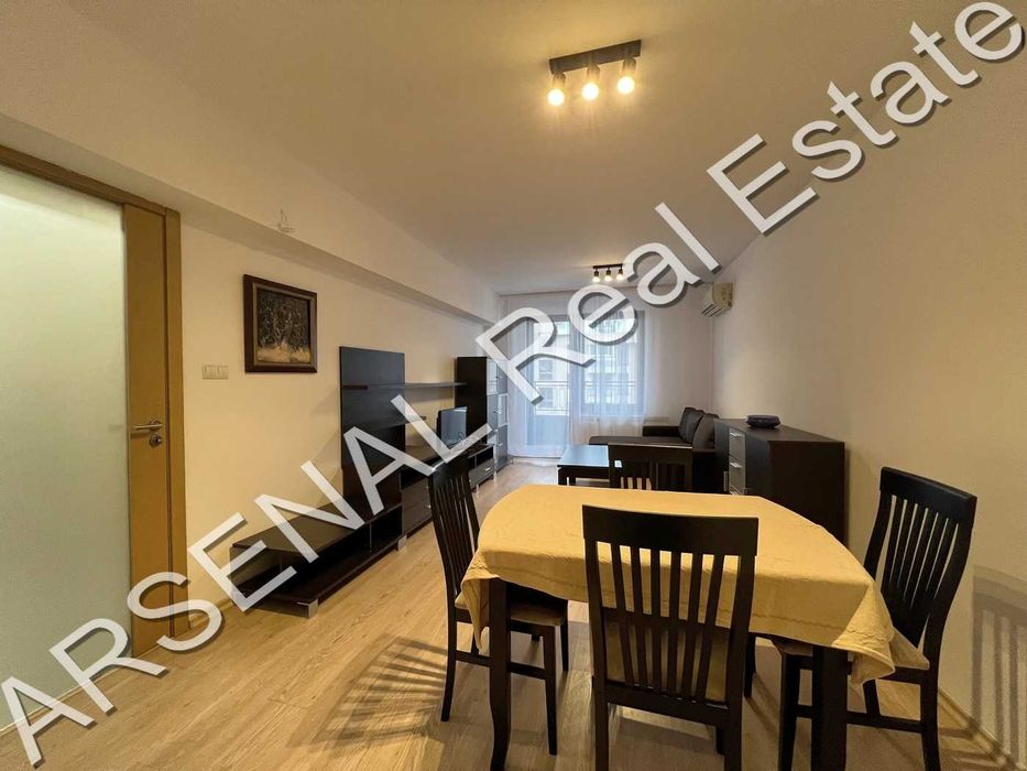 Дава се под наем Тристаен апартамент в София, Гоце Делчев - 95 кв.м за 800 € - Снимка #8