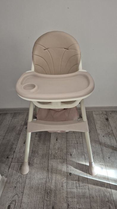 Scaun cu masuta bebeluși