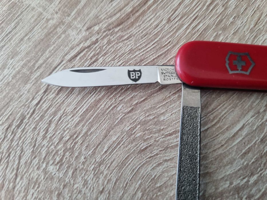 Швейцарски джобен нож Victorinox Classic