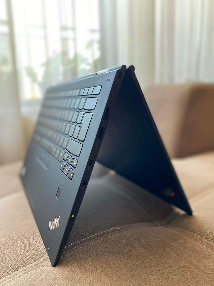 Лаптоп Lenovo ThinkPad XI Yoga, 2nd Gen