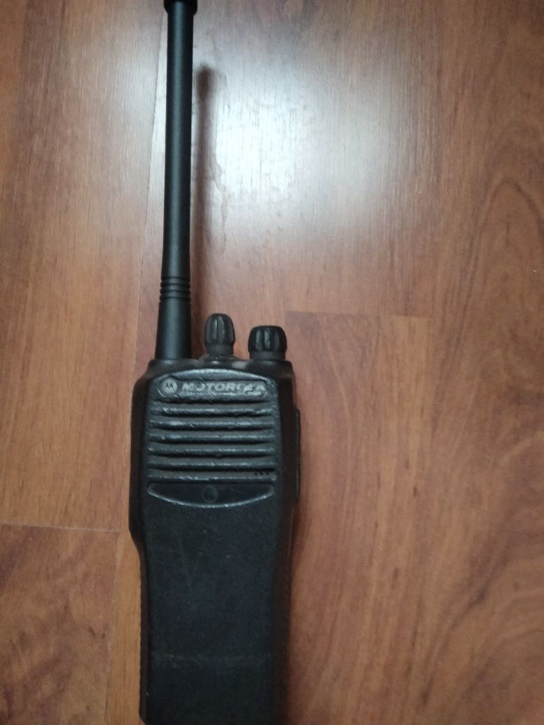 Stație emisie/recepție Motorola CP040