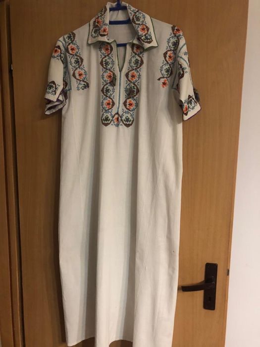 Rochie populara veche