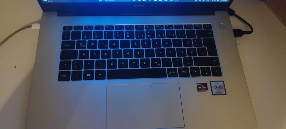 Huawei mate book d15 laptop de birou