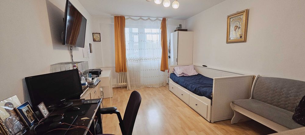 Vand apartament 2 camere