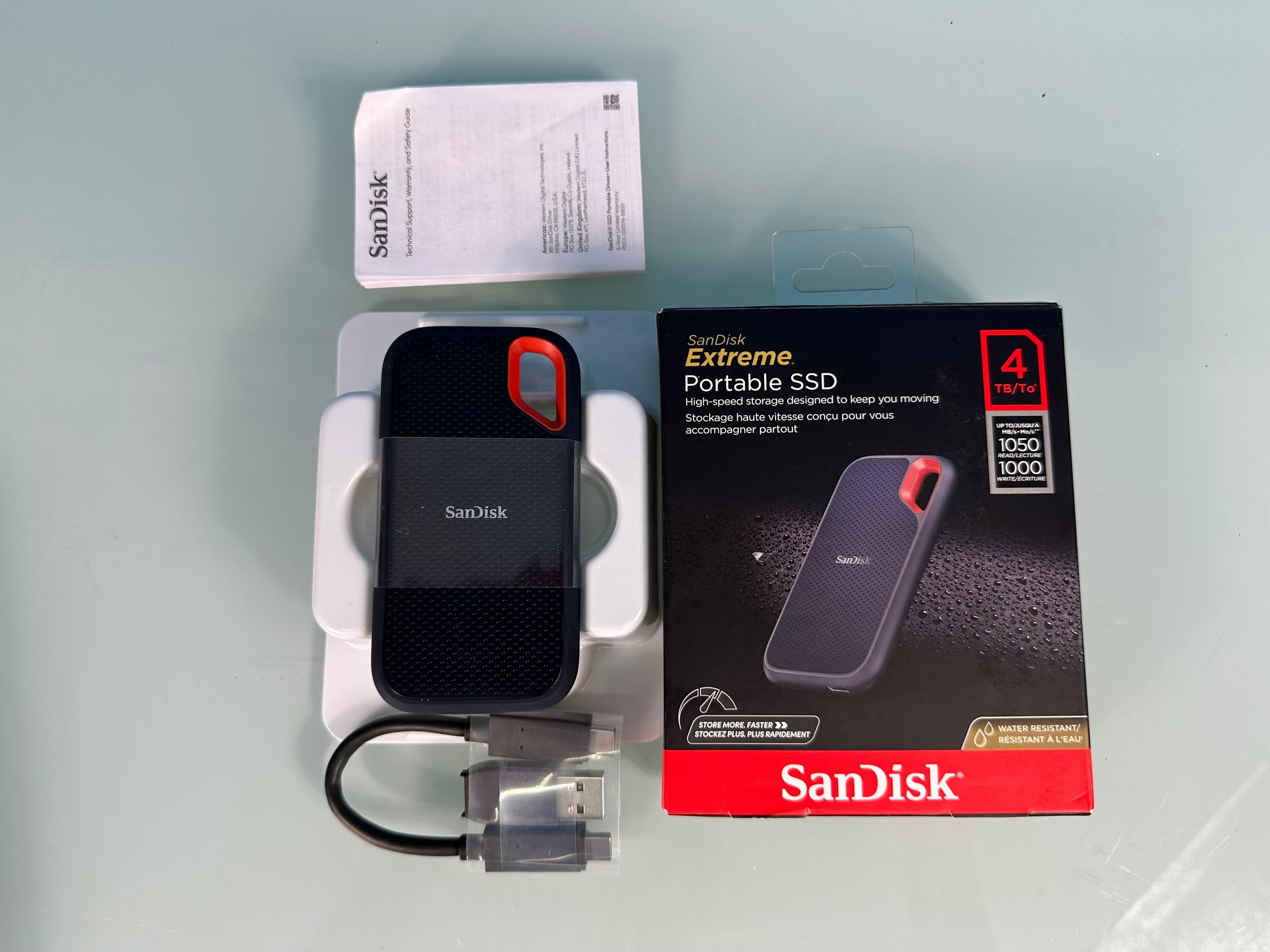 Външен SSD SanDisk Extrem V2 - 4TB скорост до 1050MB/s