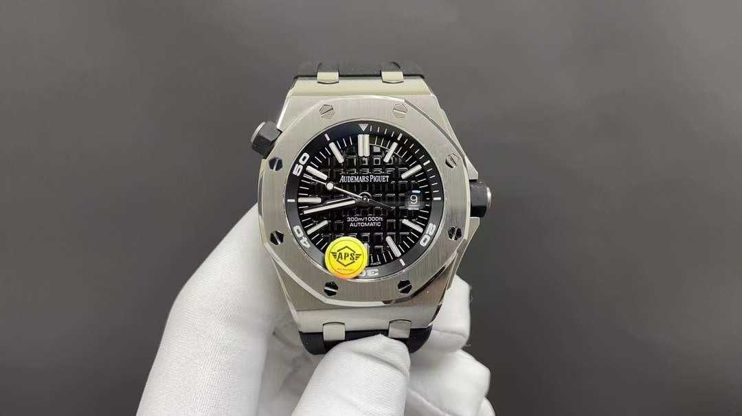 Audemars Piguet Diver Offshore. Silver