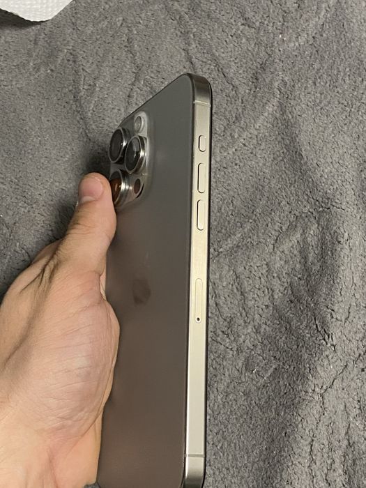 Iphone 15 Pro Max 256 MB