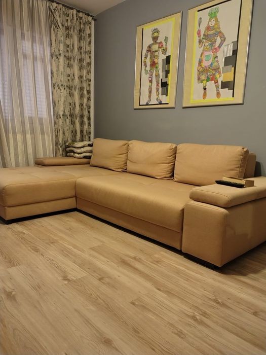 Vand canapea coltar extensibila crem