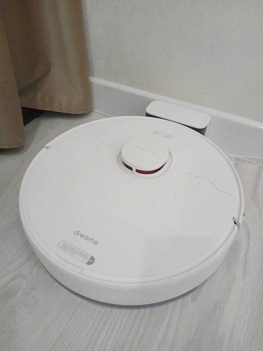 Робот пылесос Dreame