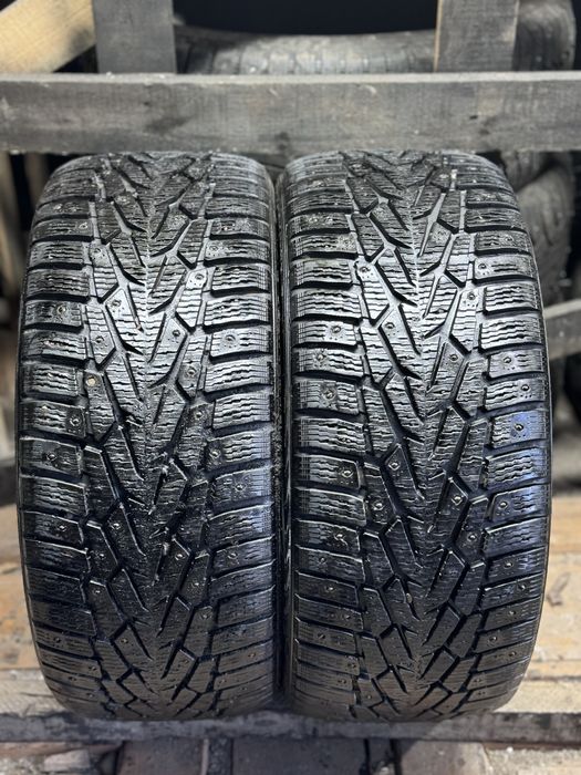 235/40/18 Пара шин хаккапелита 7
