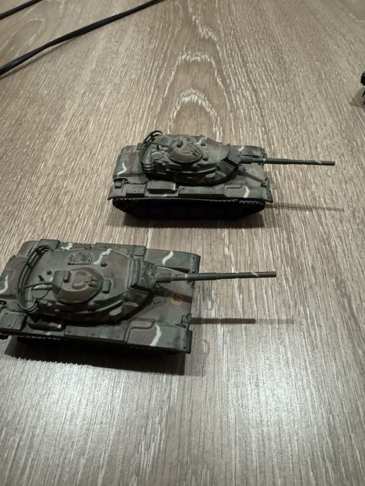 Machete militare metalice 1/72