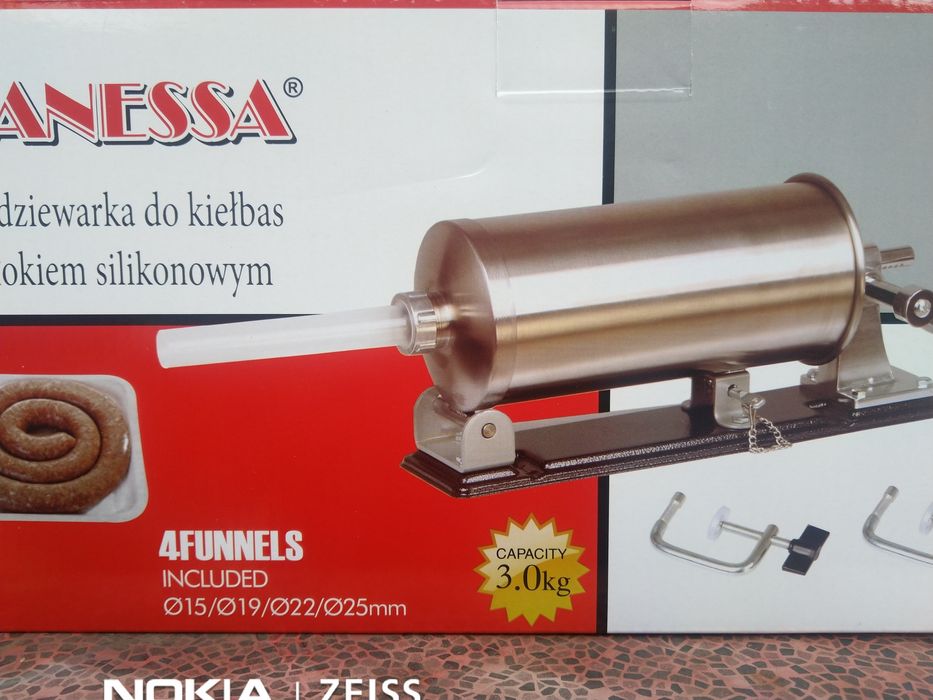 Mașina cârnați (Carnatar) orizontal de 3,4 și 5,5 kg Inox
