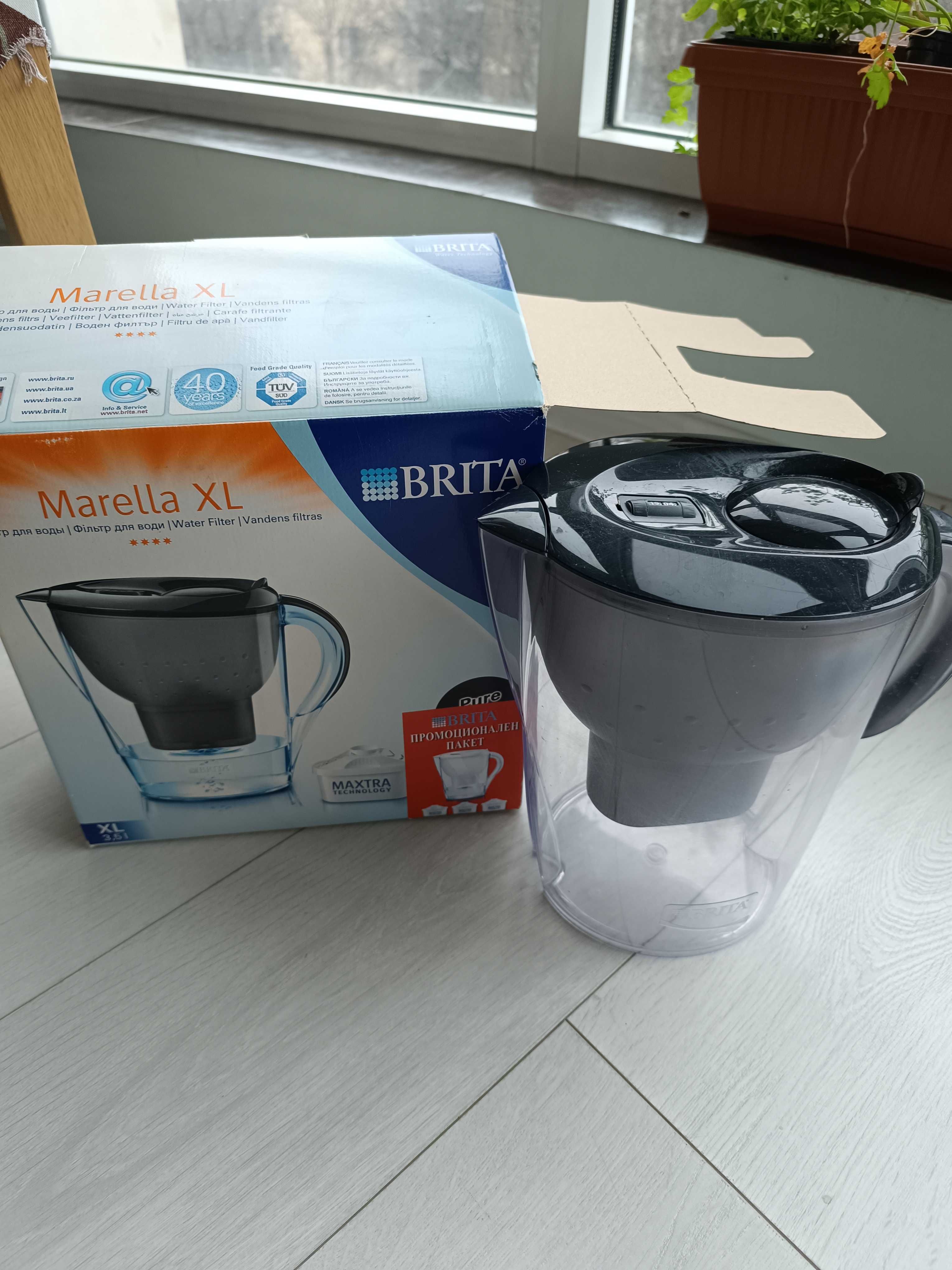 Кана за филтриране на вода Brita Marella XL 3,5 л