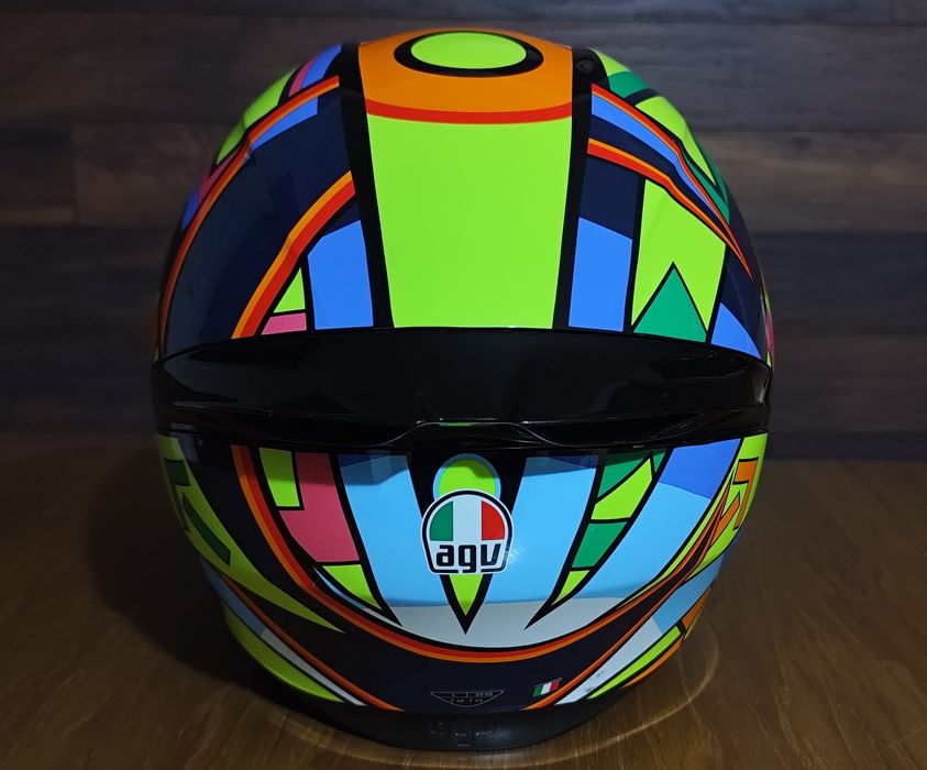 Продавам каска Agv K1 Soleluna