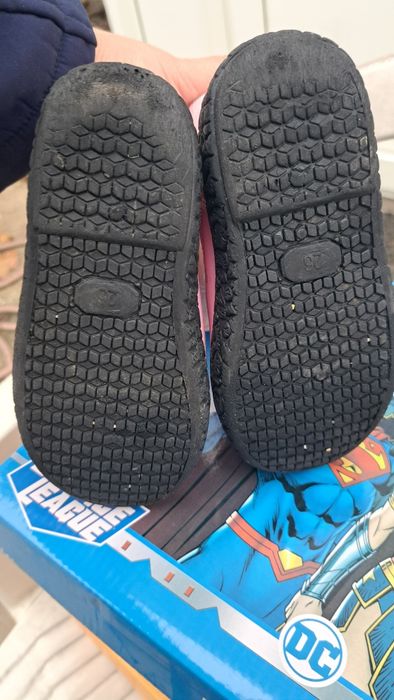 Cizmulite numarul 26