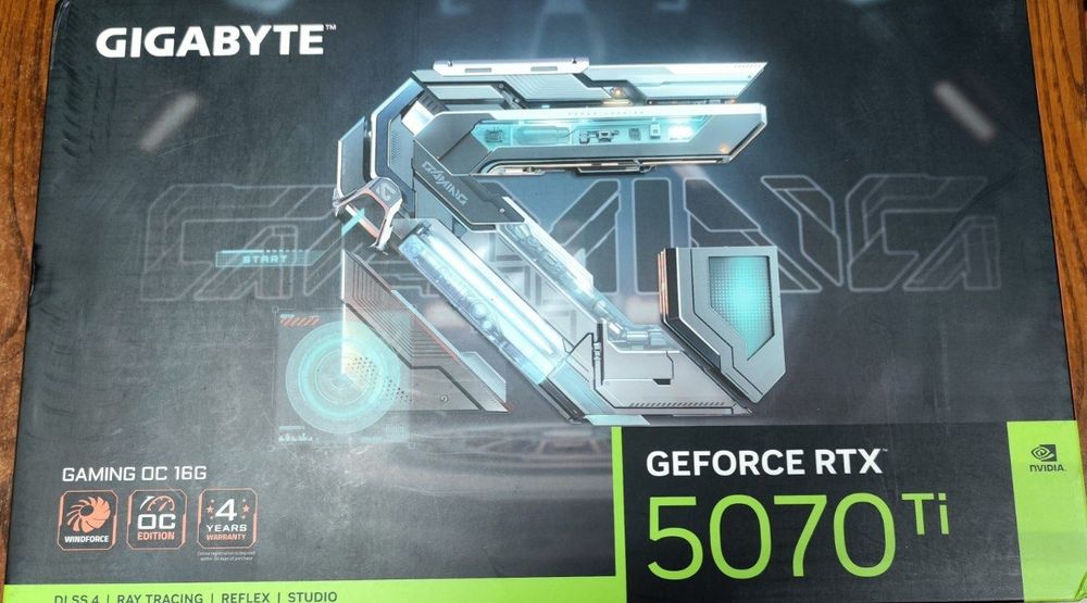 Gigabyte RTX 5070 Ti 16Gb GDDR7 + SFF