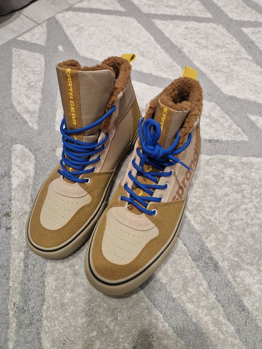 Sneakers Sprandi noi cu etichetă