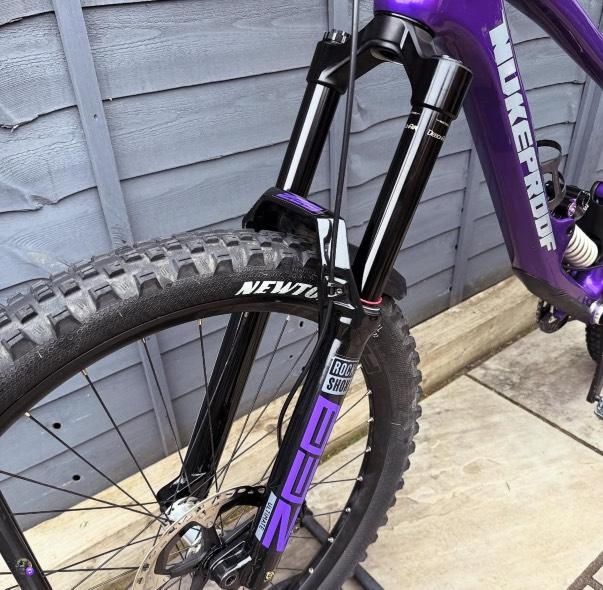 Nukeproof Giga 297 Fast Edition