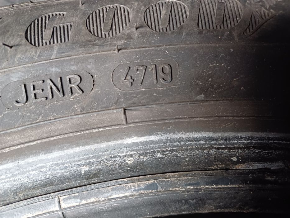 Гуми 225/50/17 Гудиар