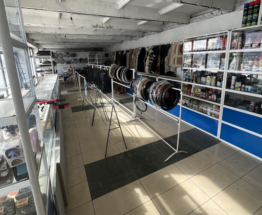 Магазин автозапчастей/автоаксессуаров