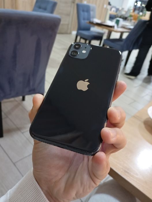 Айфон 11 в отличном состоянии