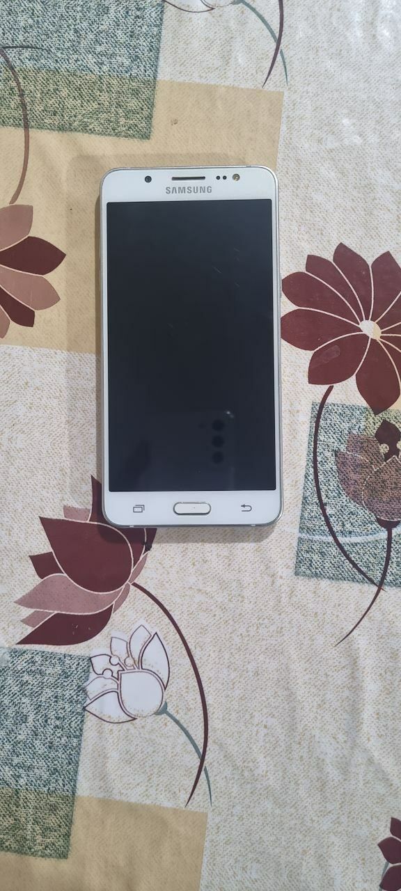 Samsung j 5 rasmla òzinki