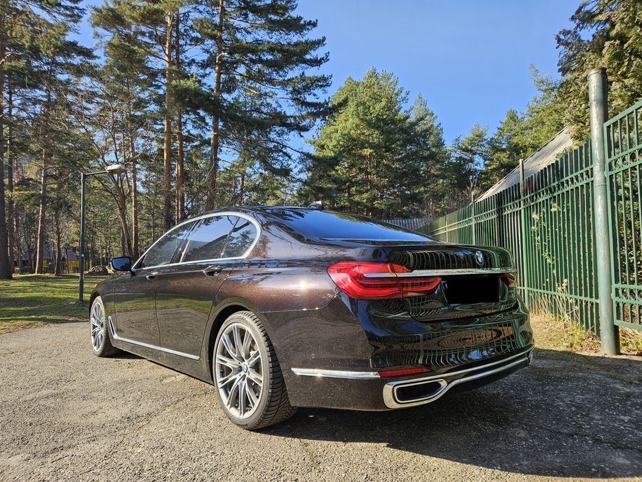 BMW 750D xDrive 400CP INDIVIDUAL, Raritate