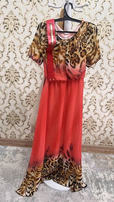 Көйлектер сатылады 44-46рр