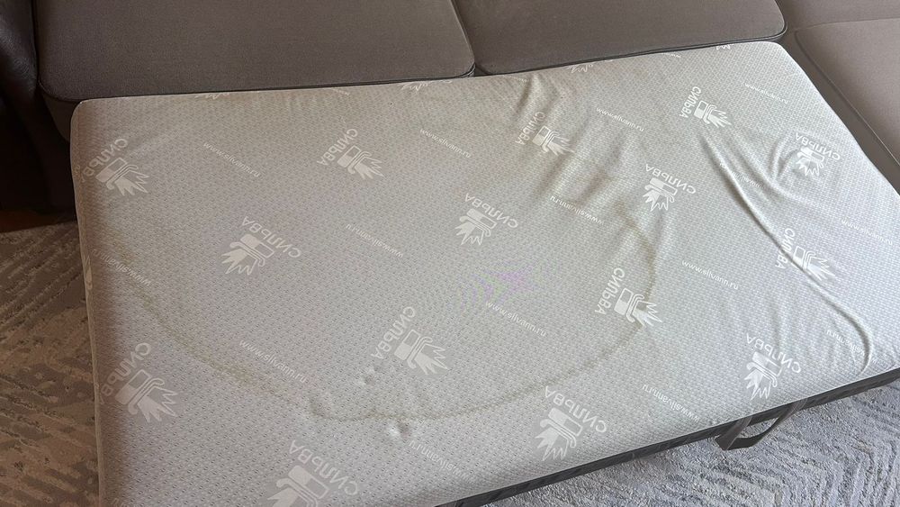 Диван бесплатно отдаём