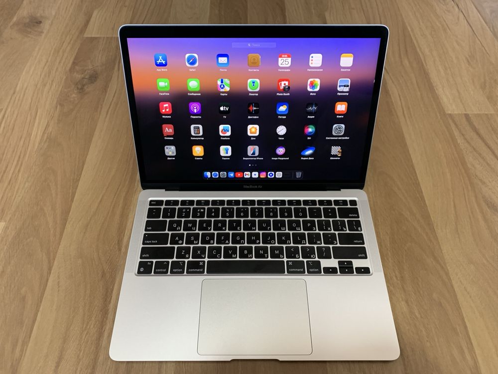 Apple MacBook Air 8/256 ideal