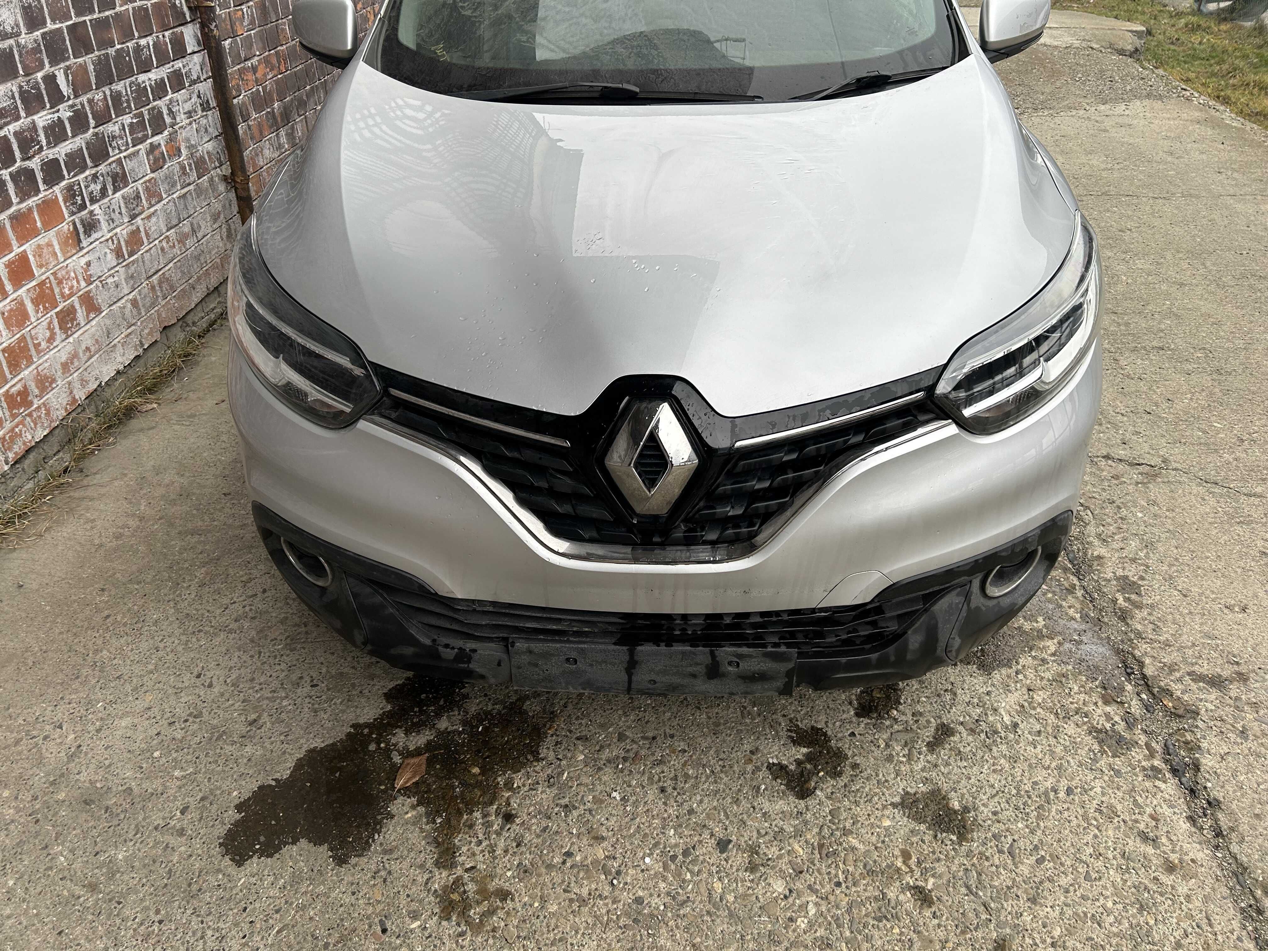 Rulou polita portbagaj  Renault Kadjar 2017 SUV