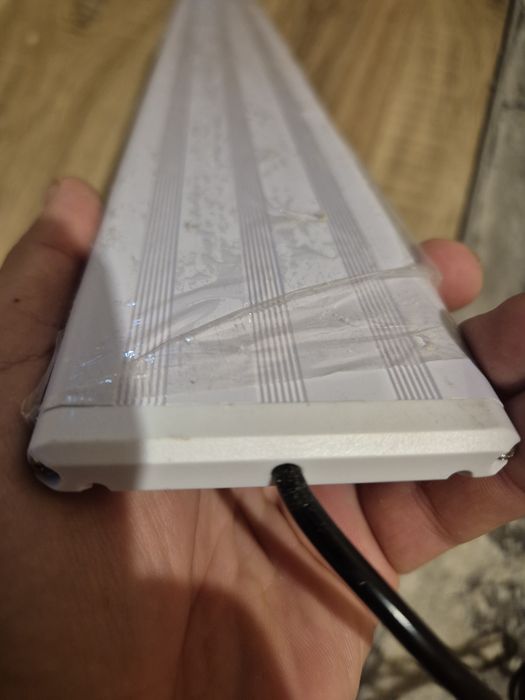 Lampa acvariu, 20W, 60 cm, full spectrum, bracheti