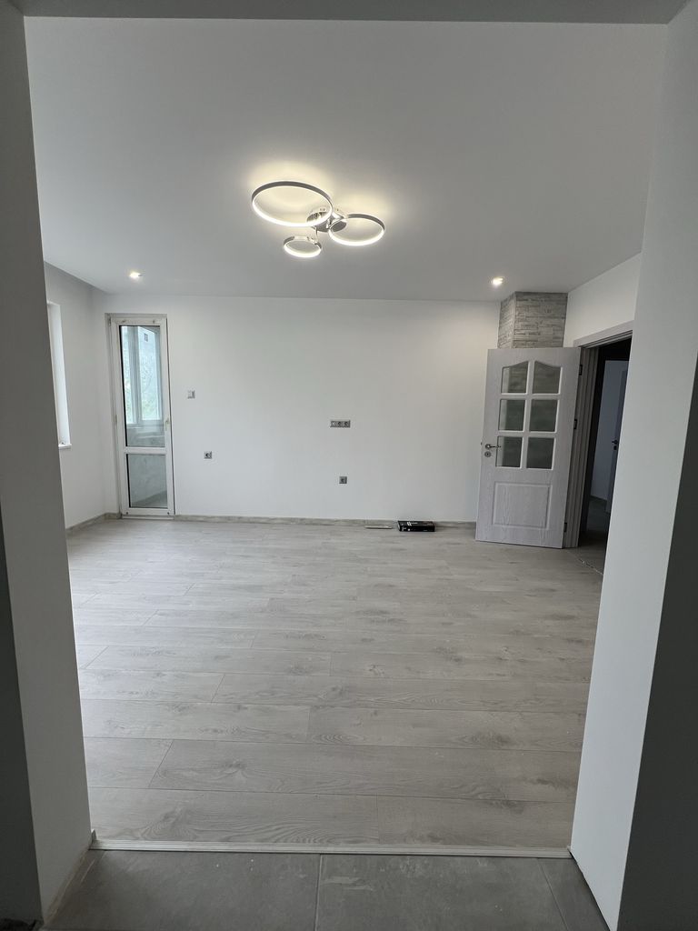 Продава се Двустаен апартамент в Добрич, Дунавите - 58 кв.м за 1275 €/кв.м - Снимка #6